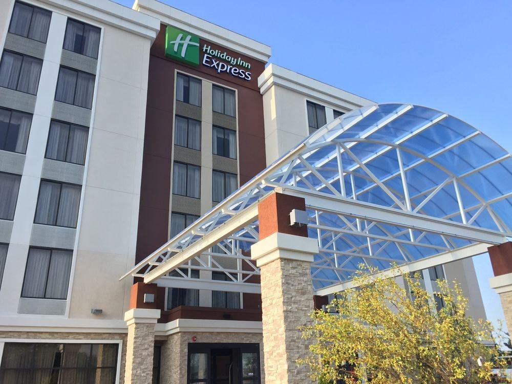 Holiday Inn Express Chicago Nw - Arlington Heights, An Ihg Hotel Buitenkant foto
