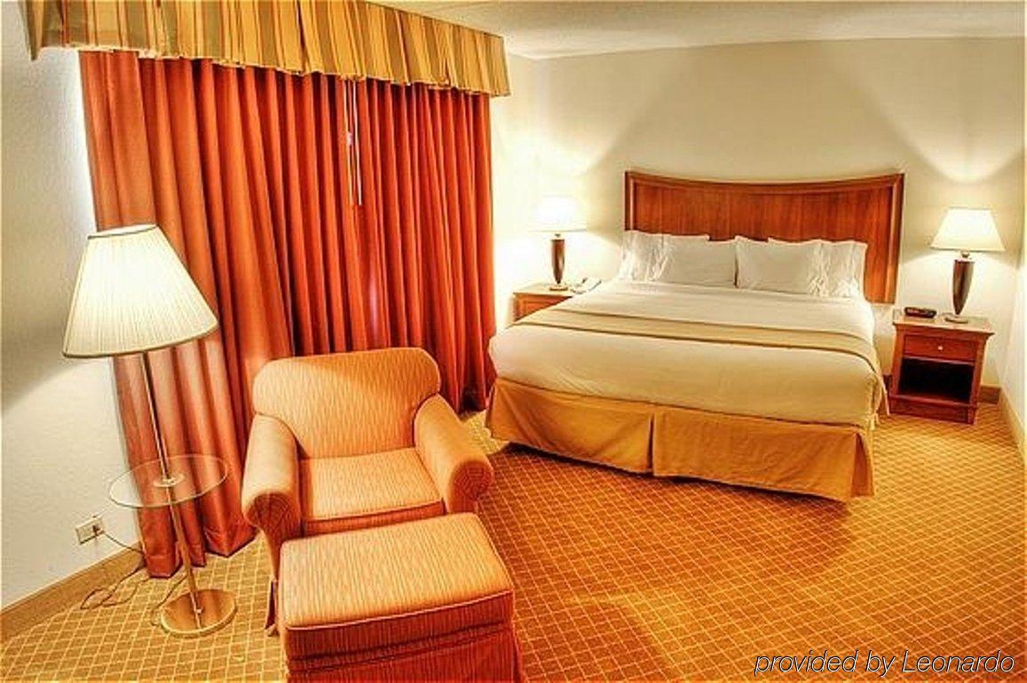 Holiday Inn Express Chicago Nw - Arlington Heights, An Ihg Hotel Kamer foto